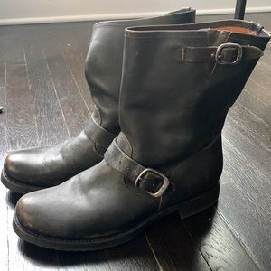 Frye Veronica boots like new